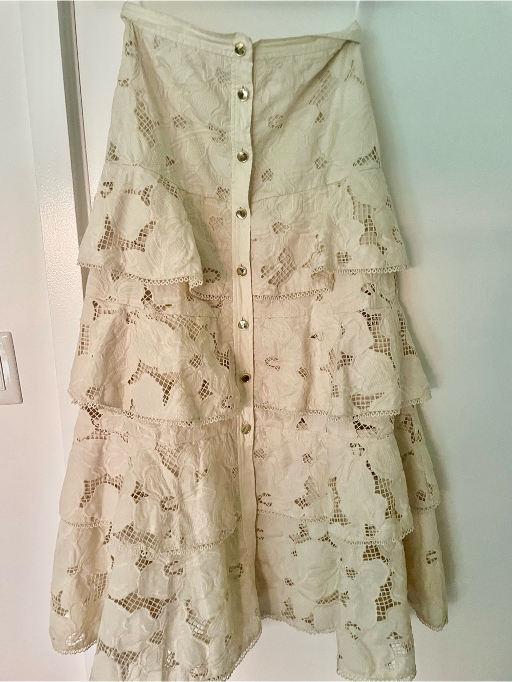 Sandro Paris flower Lace White cake Tiered Ivory Lace Button-Front Midi Skirt - Picture 3 of 4